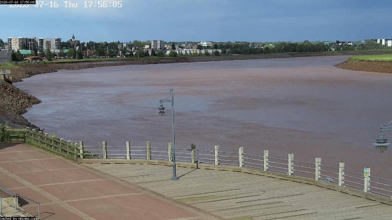 Web Cam image of Moncton (Bore Park)