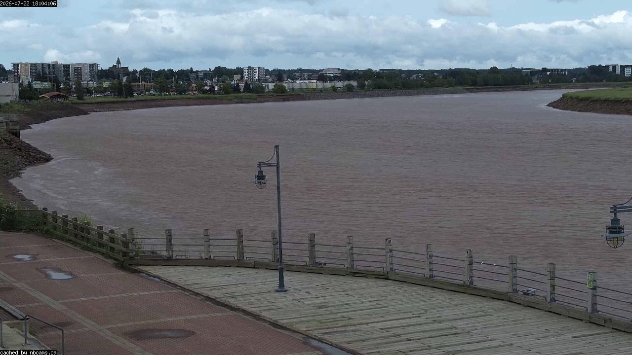 Web Cam image of Moncton (Bore Park)