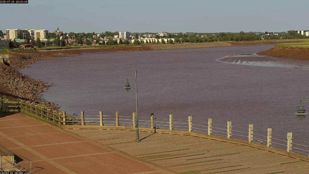 Web Cam image of Moncton (Bore Park)