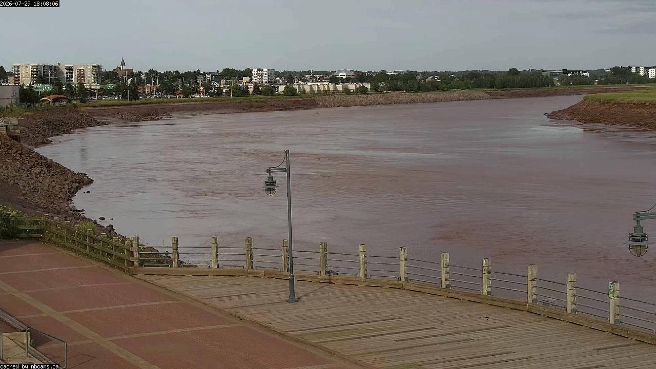 Web Cam image of Moncton (Bore Park)