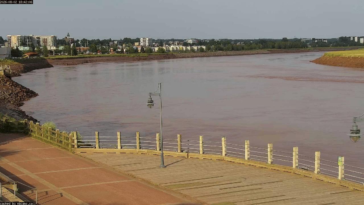 Web Cam image of Moncton (Bore Park)