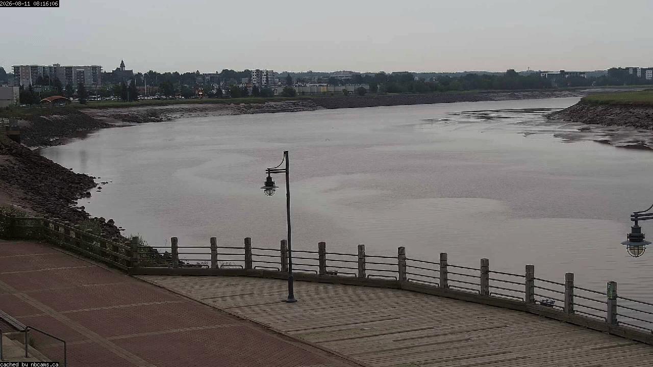 Web Cam image of Moncton (Bore Park)