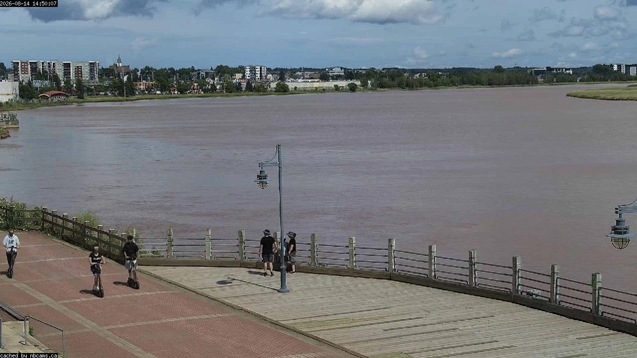 Web Cam image of Moncton (Bore Park)
