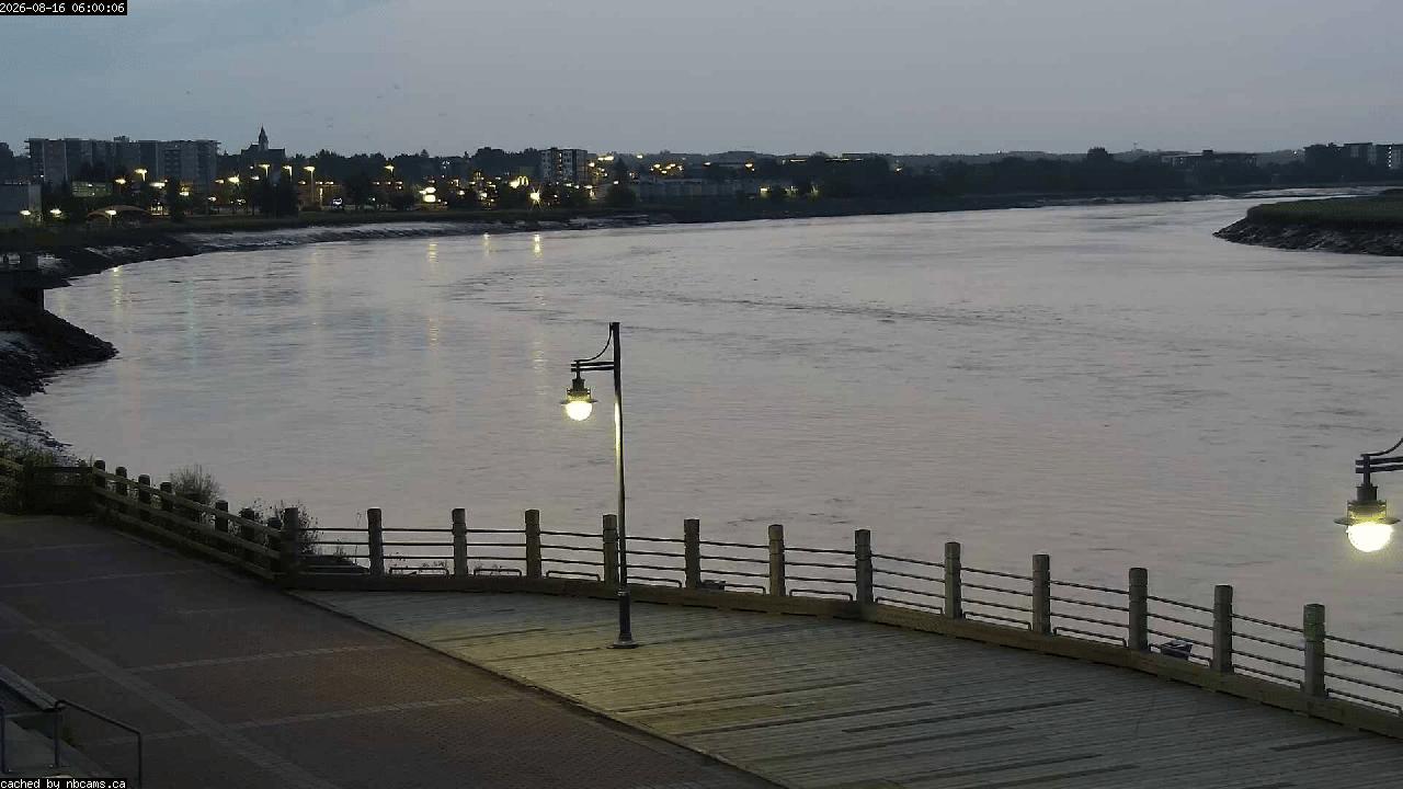 Web Cam image of Moncton (Bore Park)