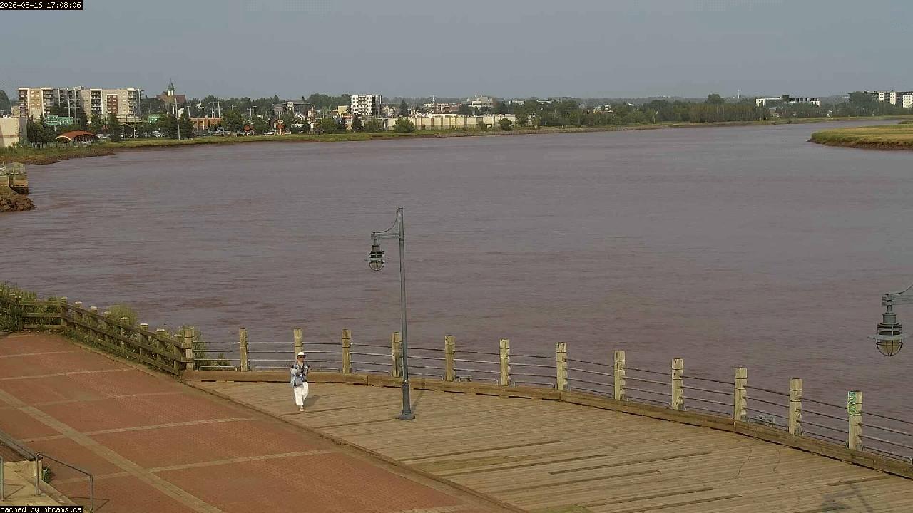 Web Cam image of Moncton (Bore Park)