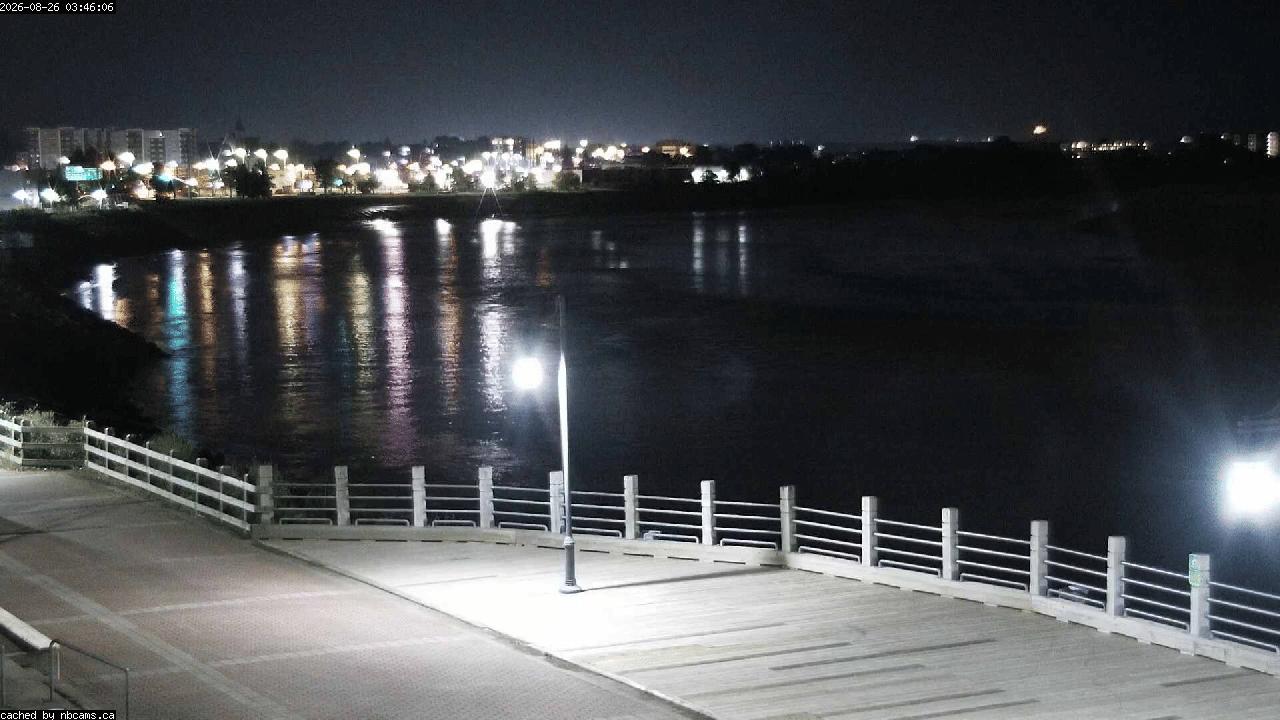 Web Cam image of Moncton (Bore Park)