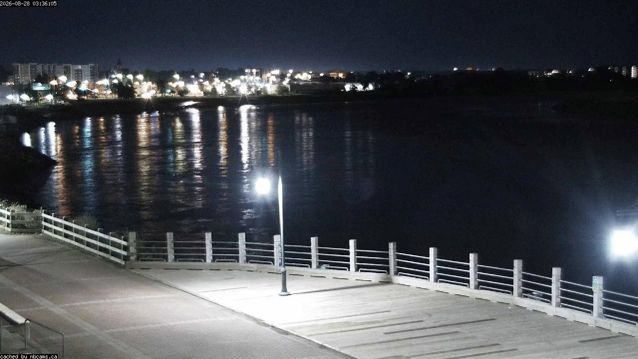 Web Cam image of Moncton (Bore Park)