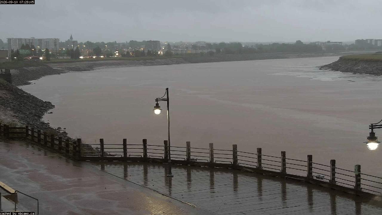 Web Cam image of Moncton (Bore Park)
