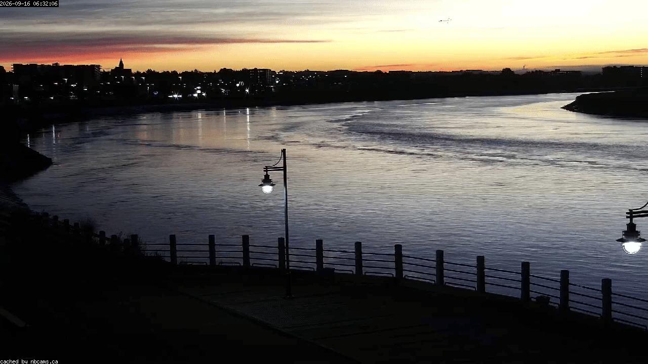 Web Cam image of Moncton (Bore Park)