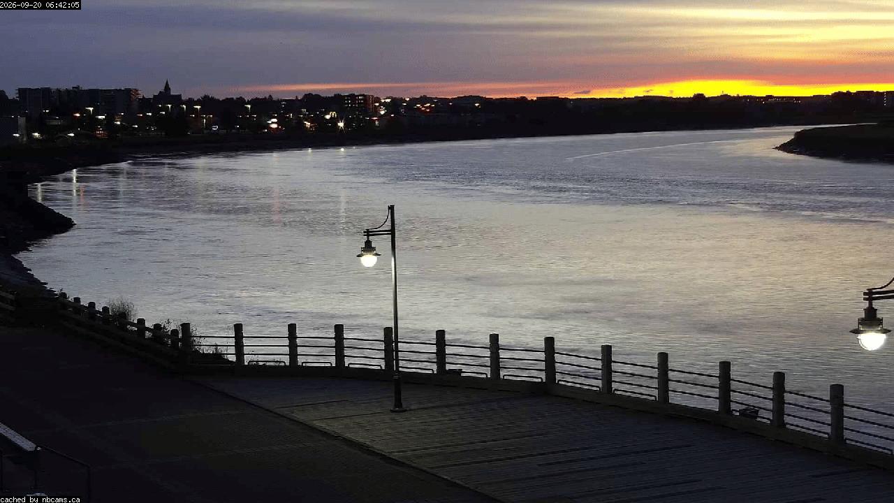 Web Cam image of Moncton (Bore Park)