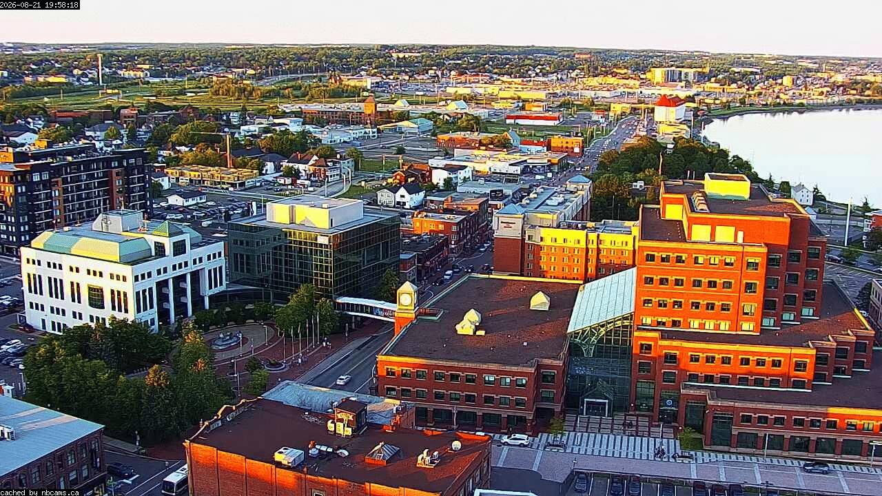 Web Cam image of Moncton (Main Street)