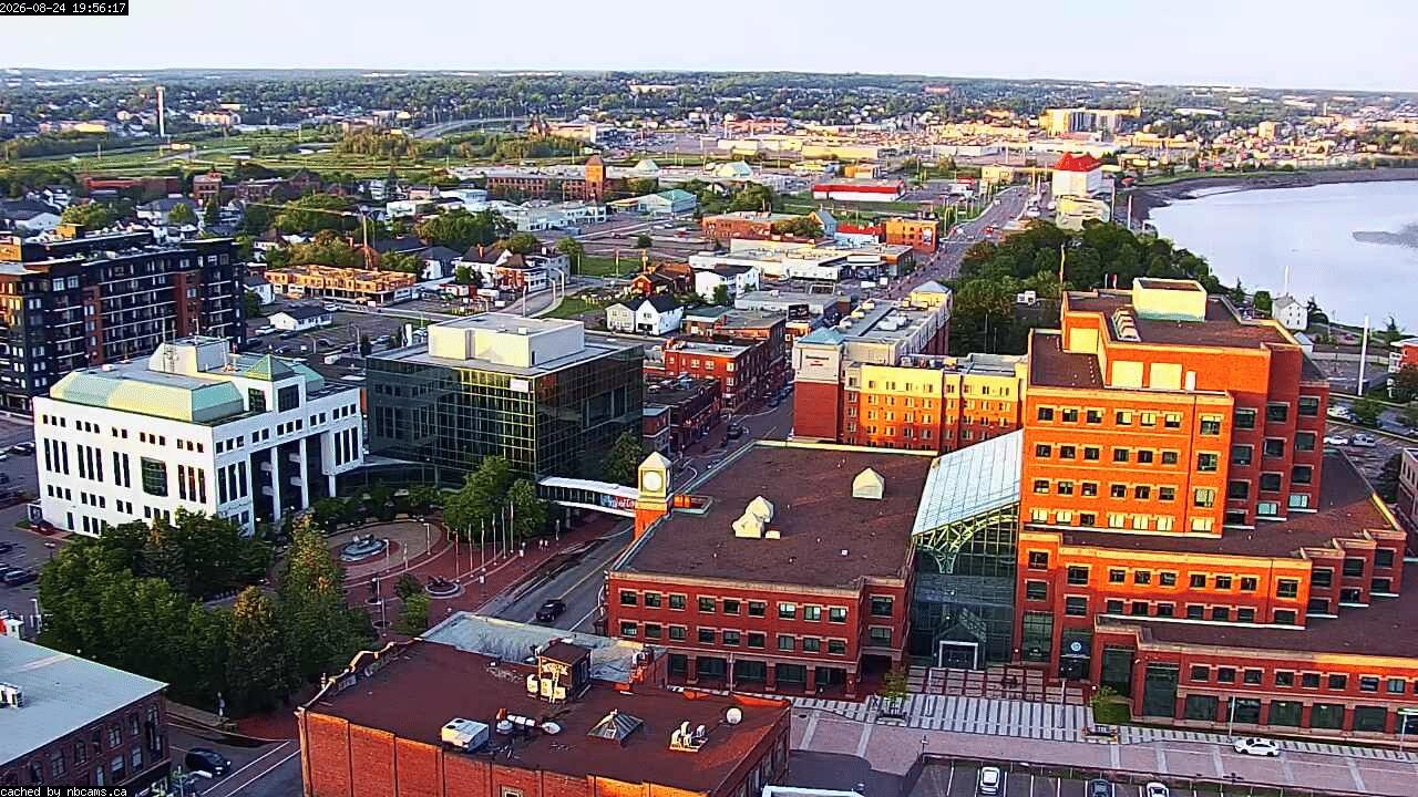 Web Cam image of Moncton (Main Street)