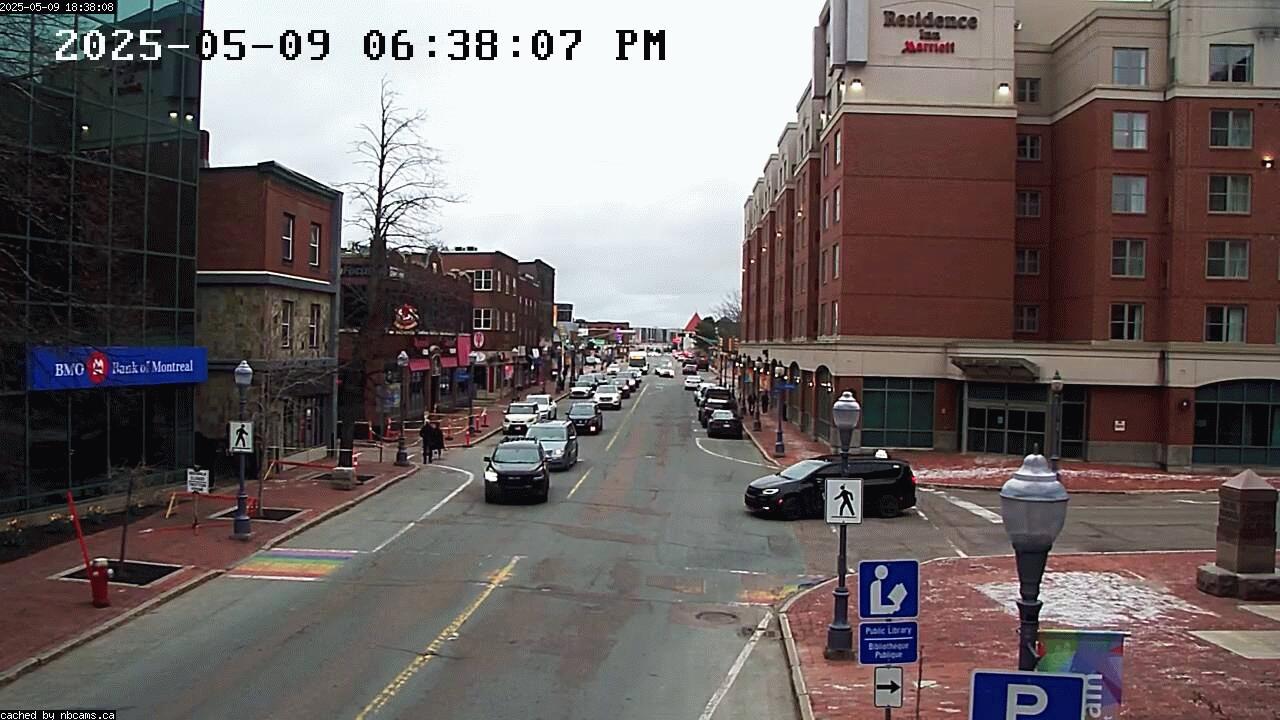 Web Cam image of Moncton (Main Street East)