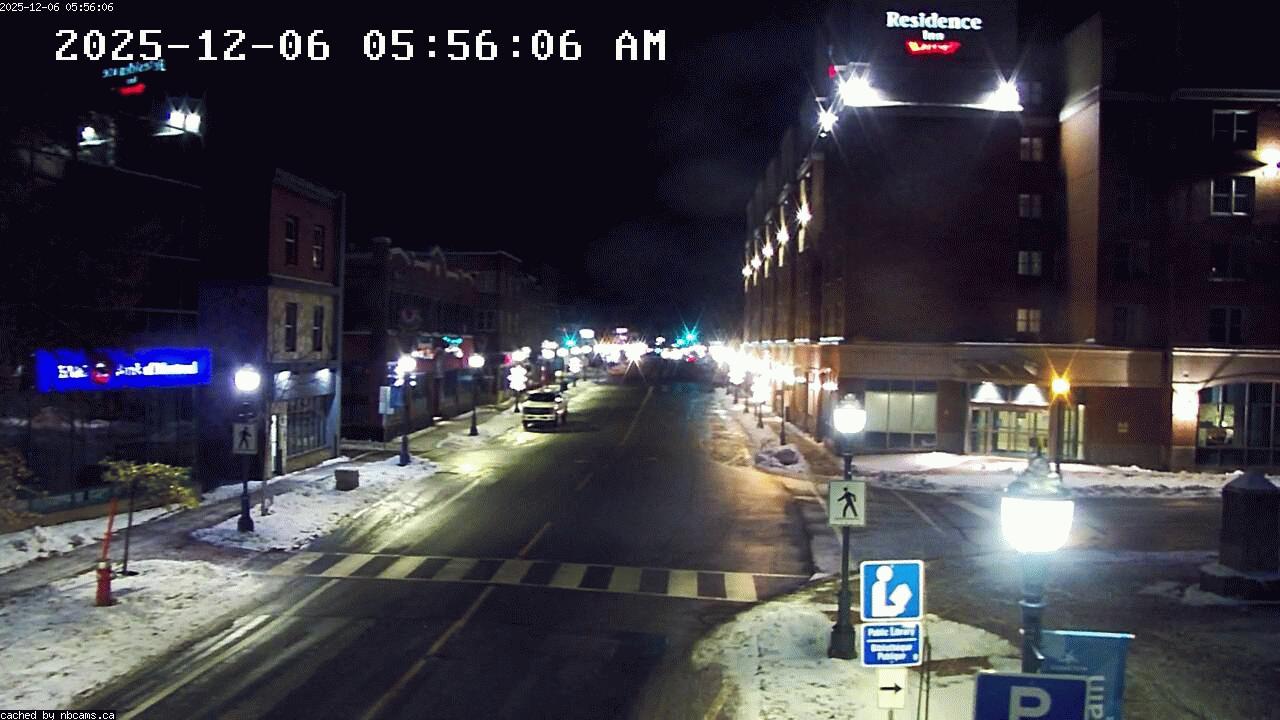 Web Cam image of Moncton (Main Street East)