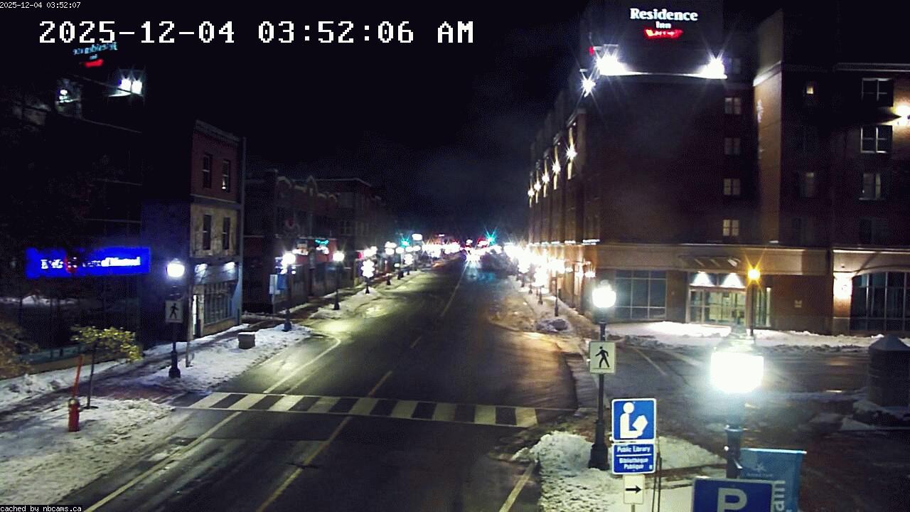 Web Cam image of Moncton (Main Street East)