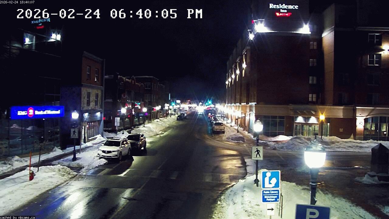 Web Cam image of Moncton (Main Street East)