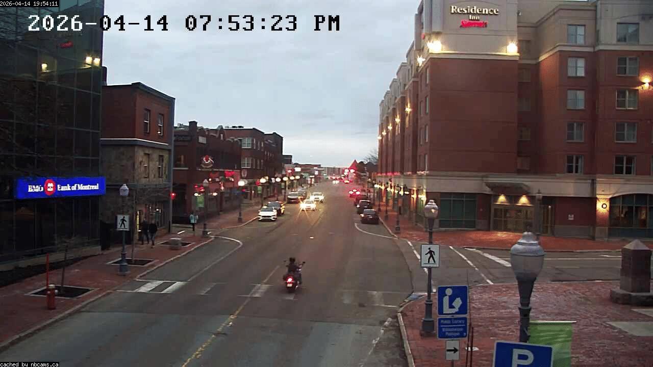 Web Cam image of Moncton (Main Street East)