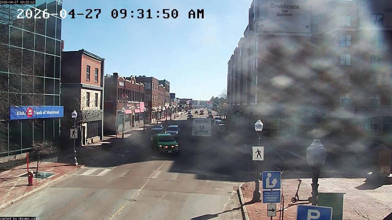 Web Cam image of Moncton (Main Street East)