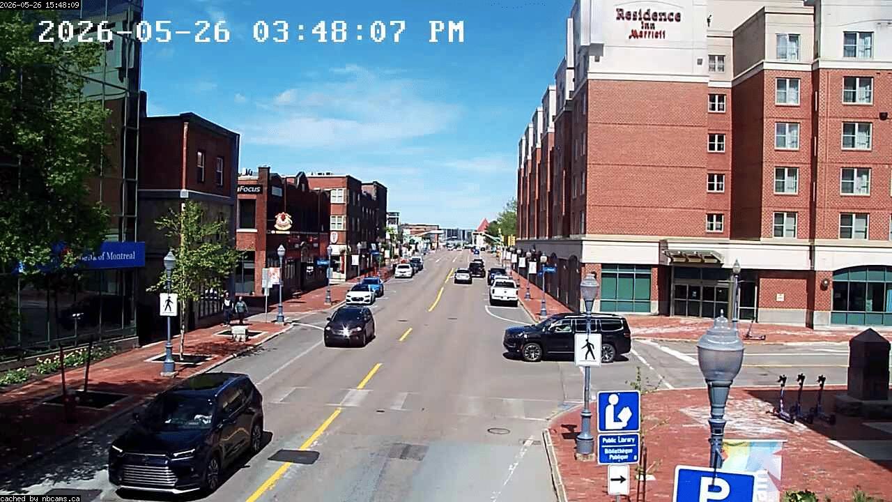 Web Cam image of Moncton (Main Street East)