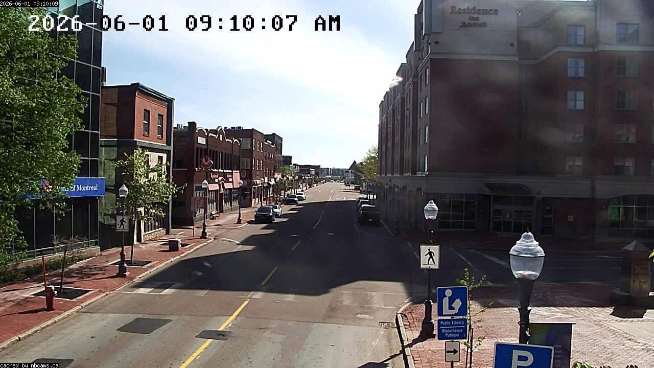Web Cam image of Moncton (Main Street East)