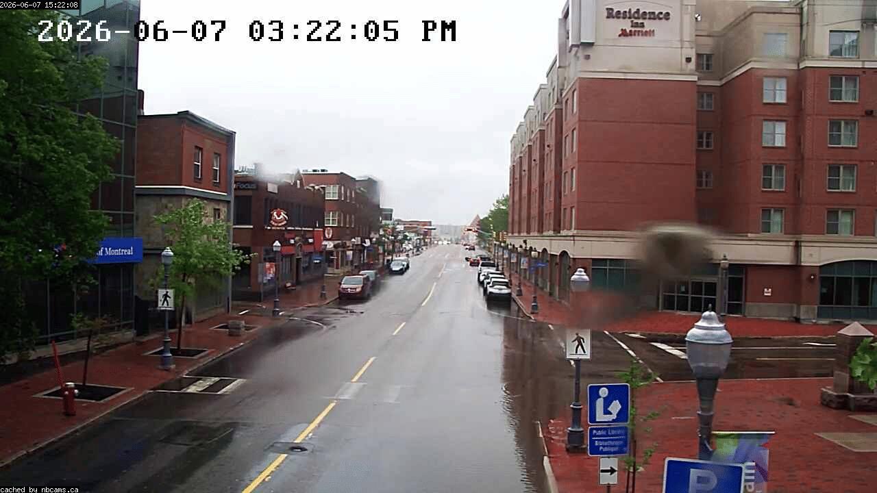 Web Cam image of Moncton (Main Street East)