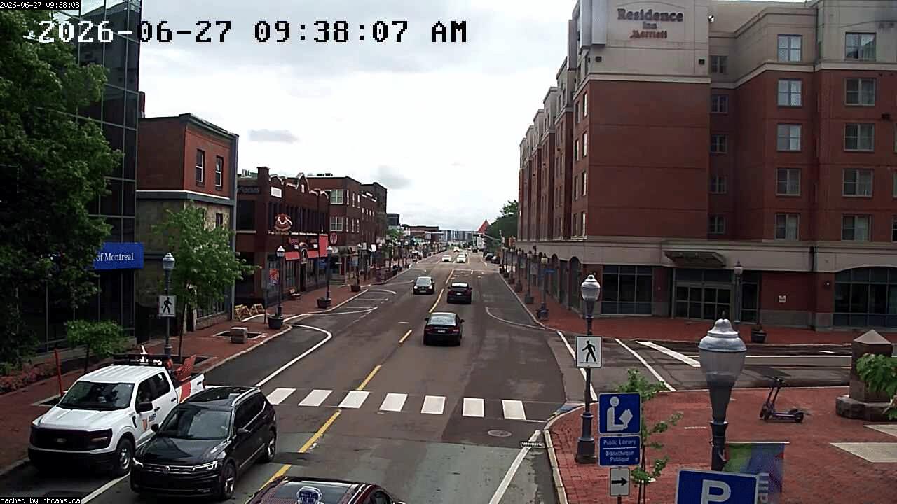 Web Cam image of Moncton (Main Street East)