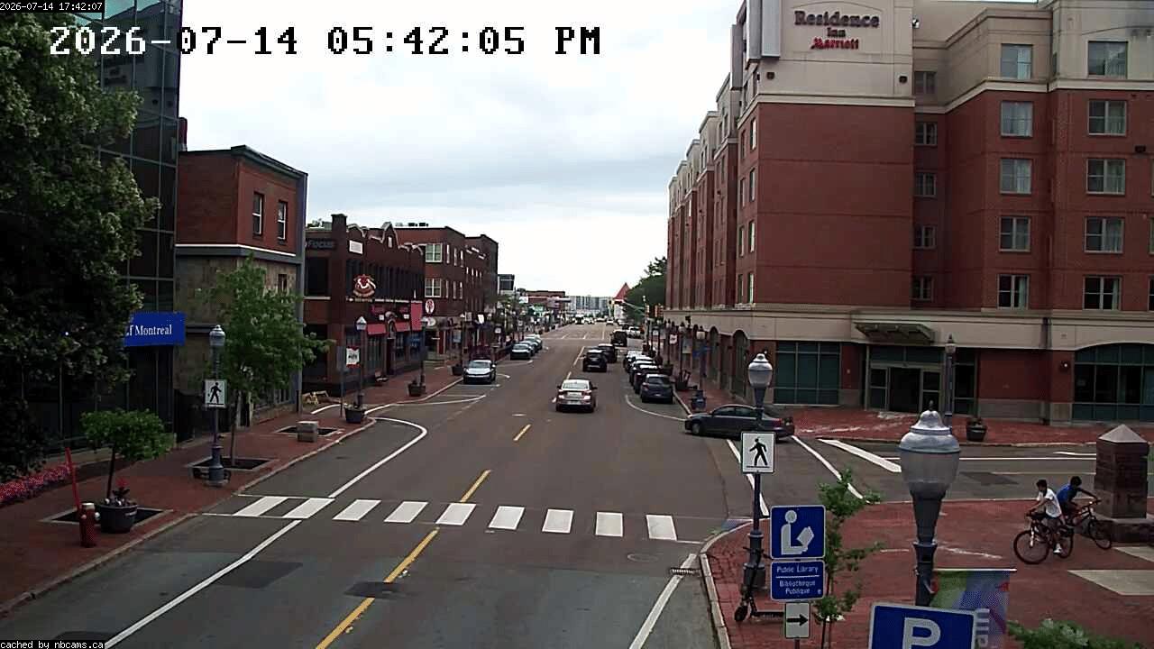 Web Cam image of Moncton (Main Street East)