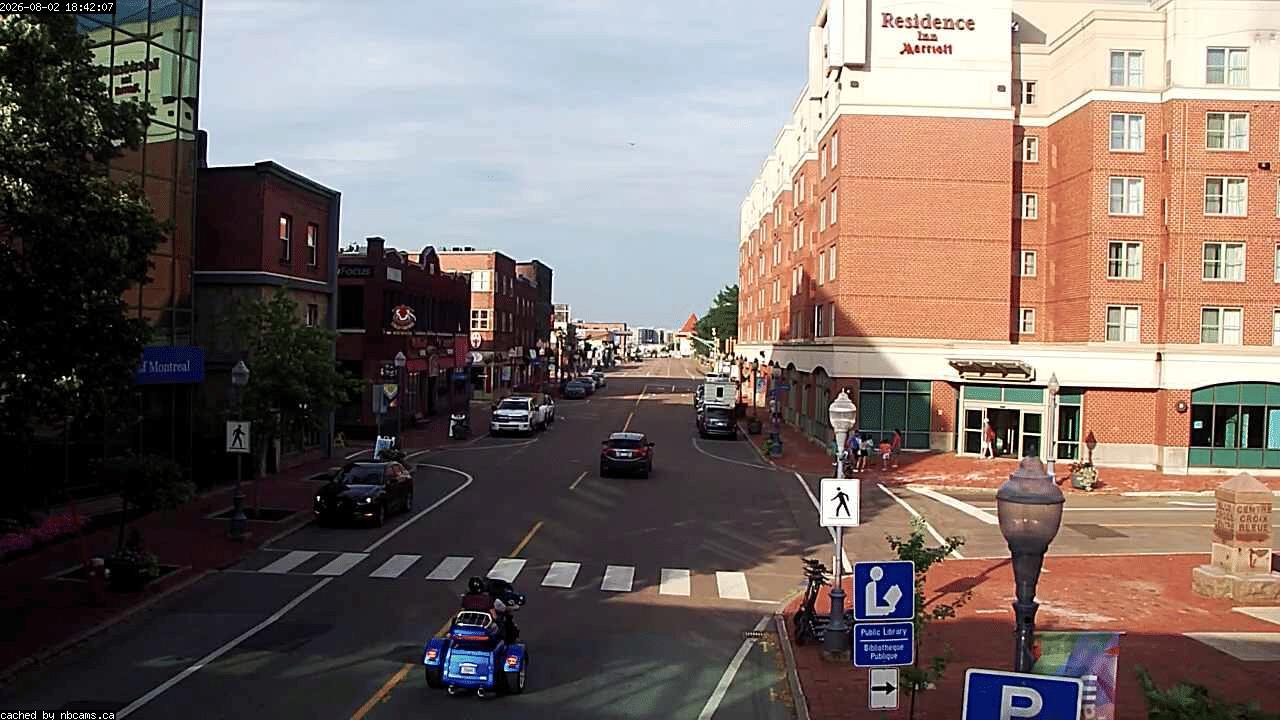 Web Cam image of Moncton (Main Street East)