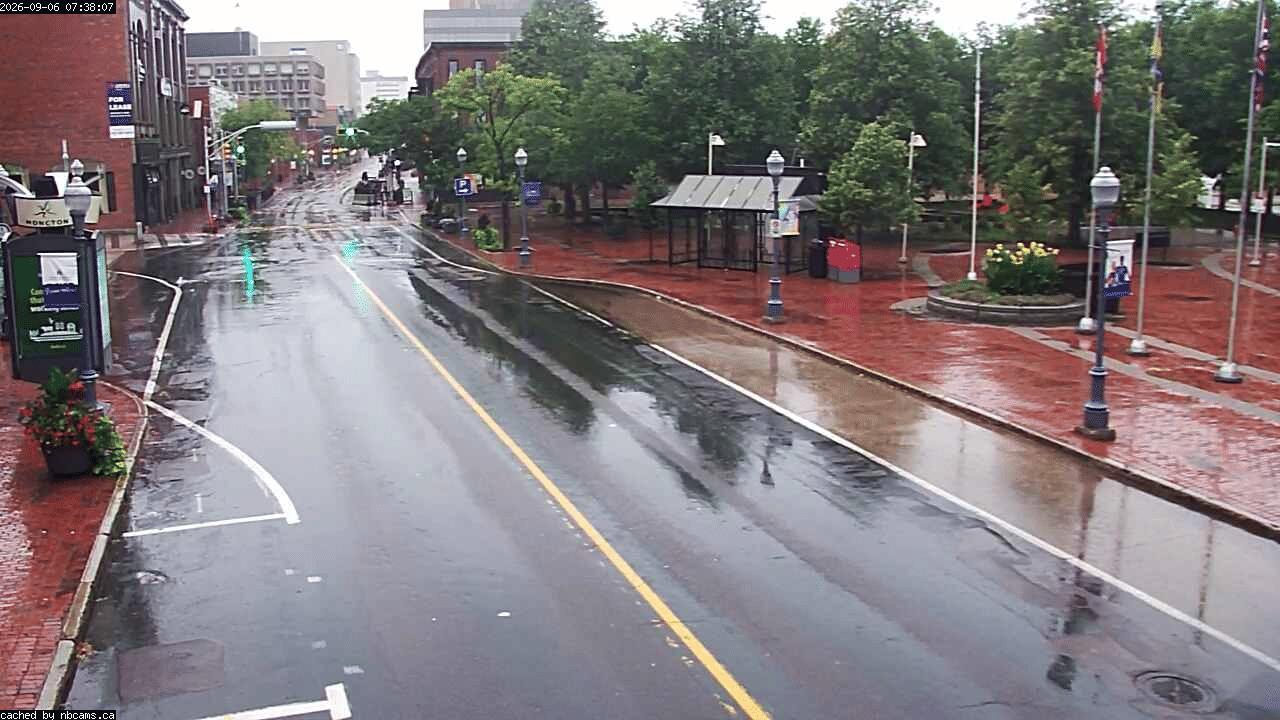 Web Cam image of Moncton (Main Street East)