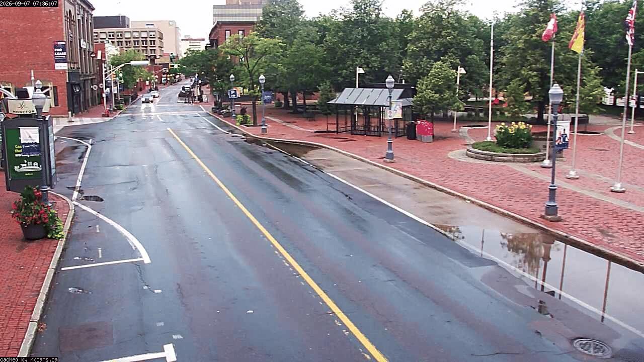 Web Cam image of Moncton (Main Street East)
