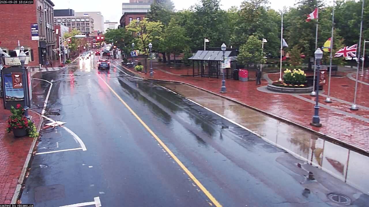 Web Cam image of Moncton (Main Street East)