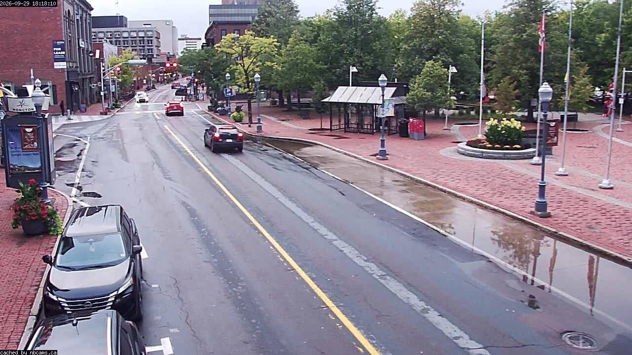 Web Cam image of Moncton (Main Street East)