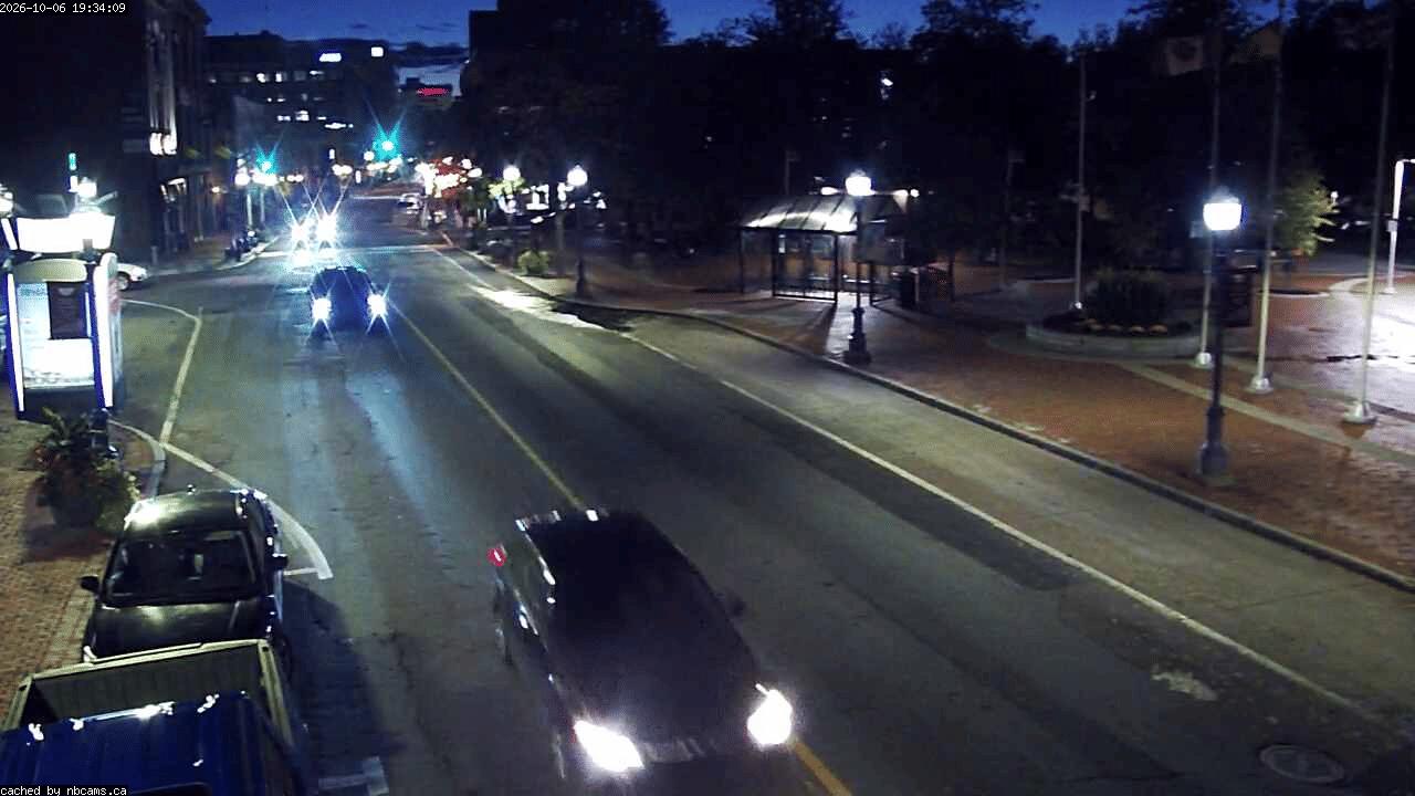 Web Cam image of Moncton (Main Street East)