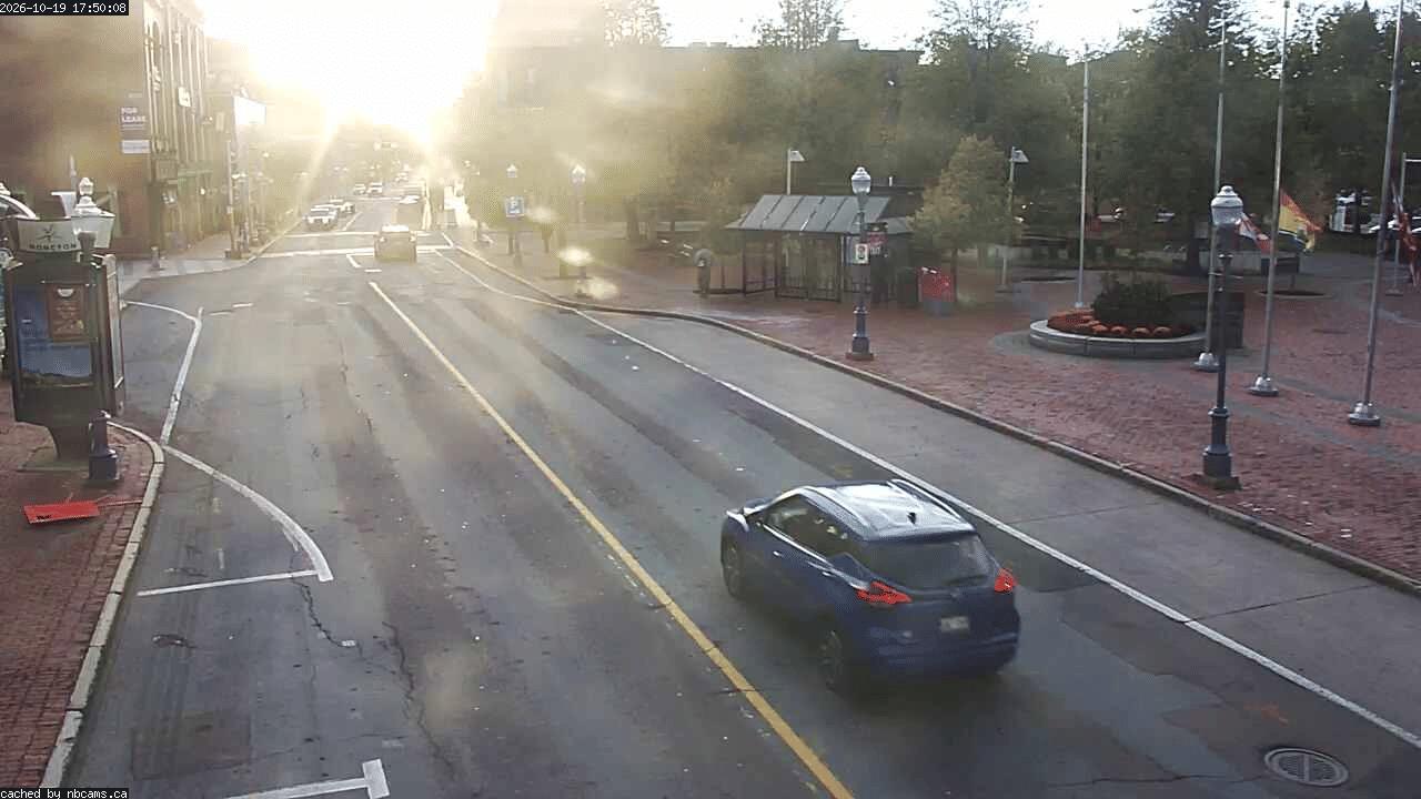 Web Cam image of Moncton (Main Street East)