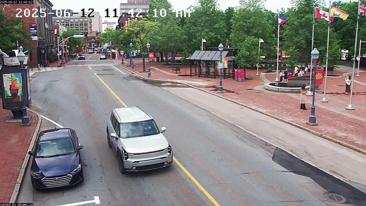 Web Cam image of Moncton (Main Street West)