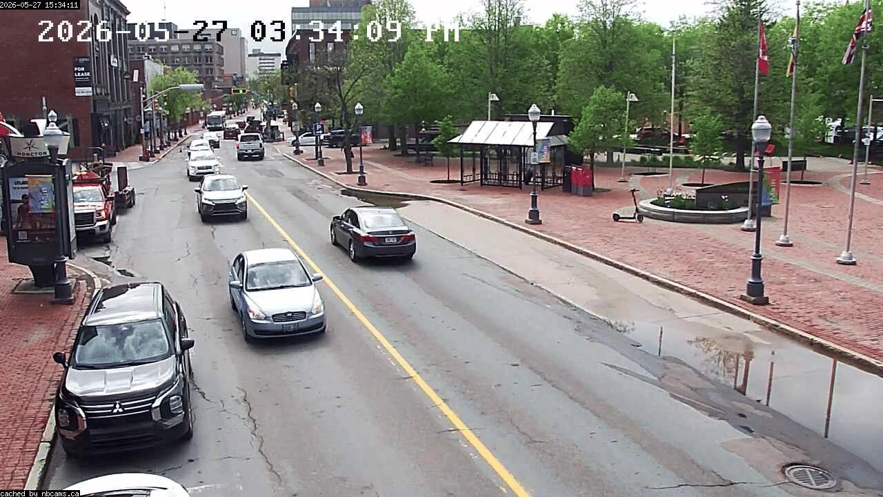 Web Cam image of Moncton (Main Street West)