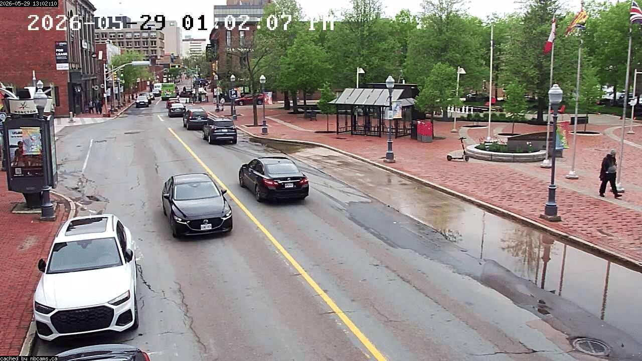 Web Cam image of Moncton (Main Street West)
