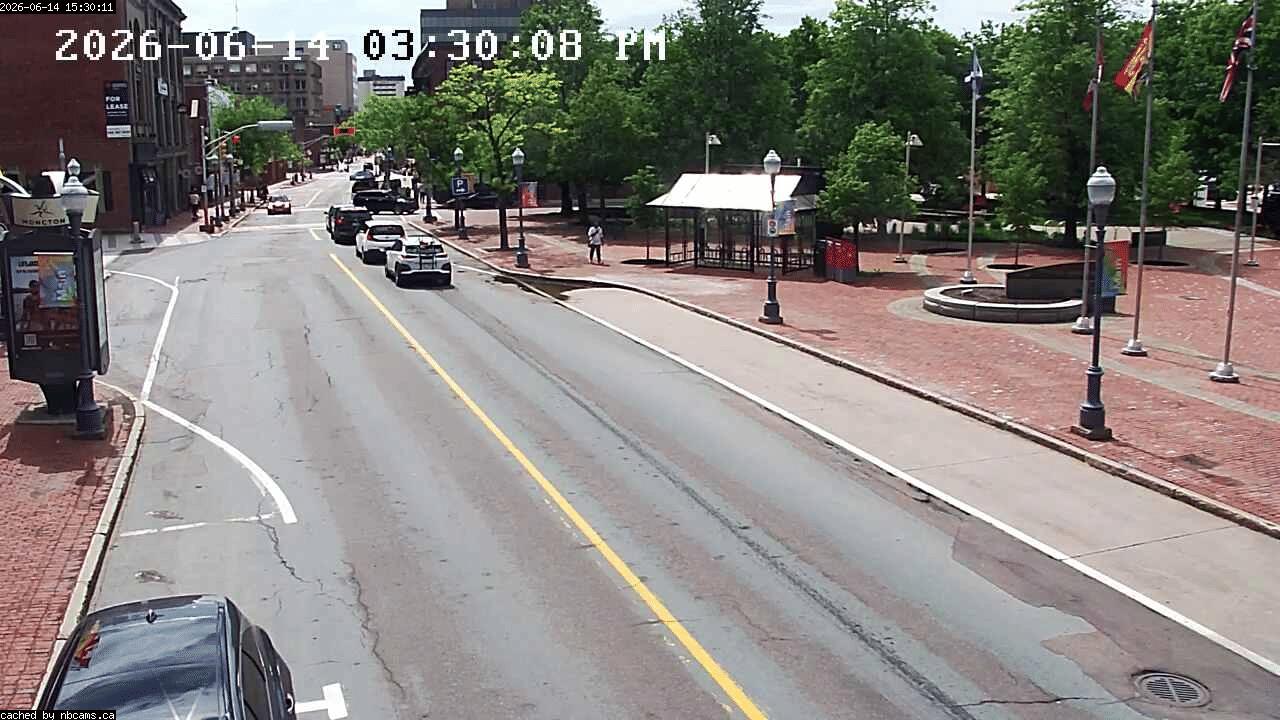 Web Cam image of Moncton (Main Street West)