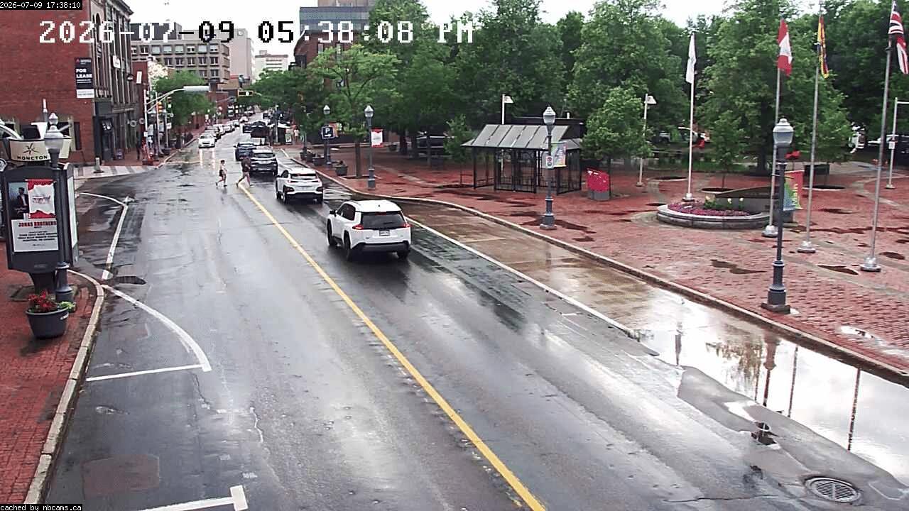 Web Cam image of Moncton (Main Street West)
