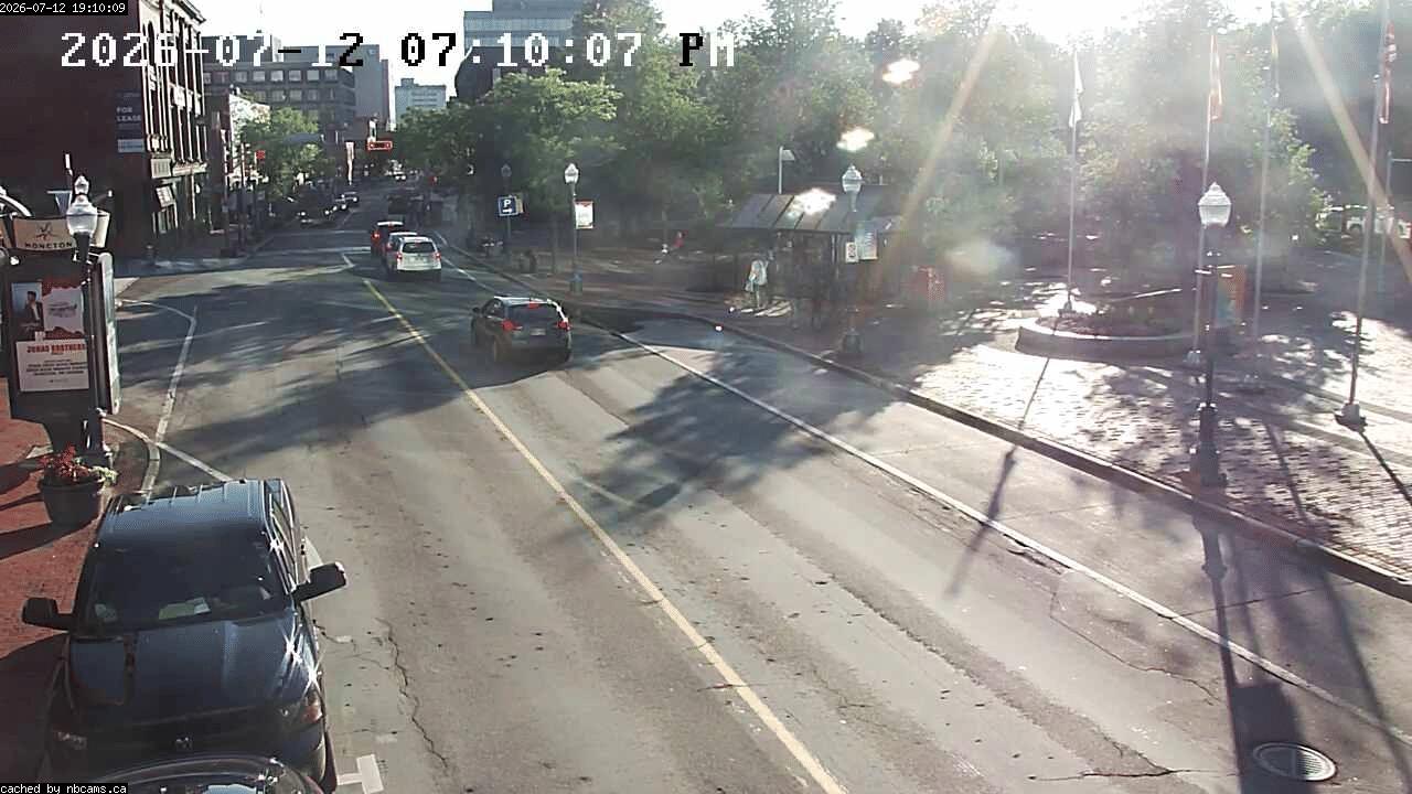 Web Cam image of Moncton (Main Street West)