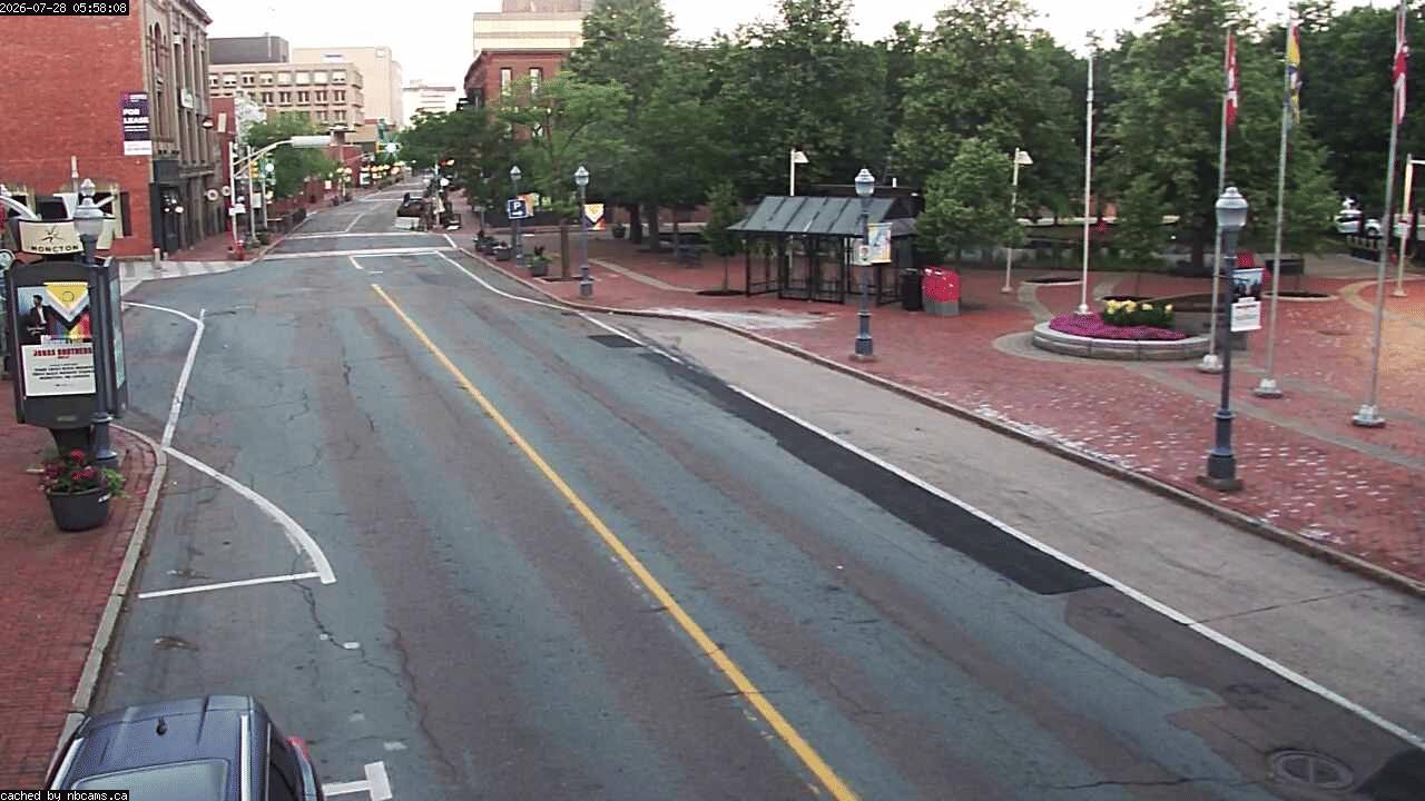 Web Cam image of Moncton (Main Street West)