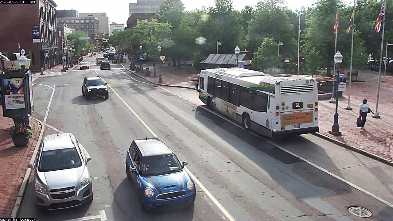Web Cam image of Moncton (Main Street West)
