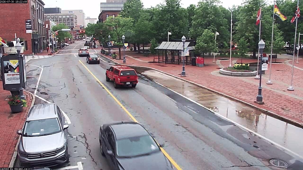 Web Cam image of Moncton (Main Street West)