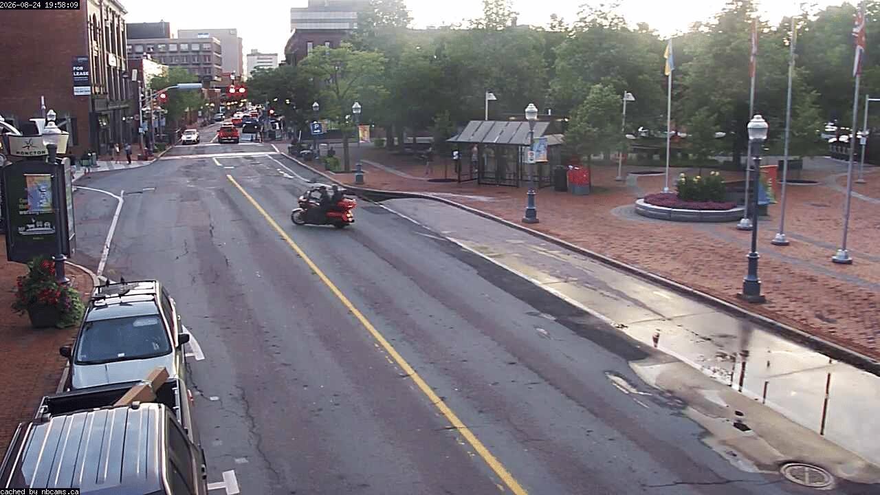 Web Cam image of Moncton (Main Street West)