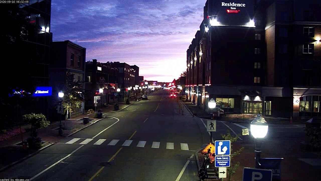 Web Cam image of Moncton (Main Street West)