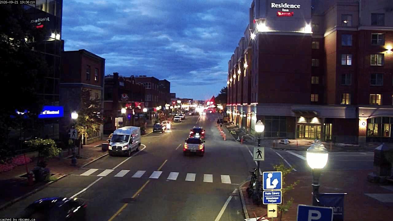 Web Cam image of Moncton (Main Street West)