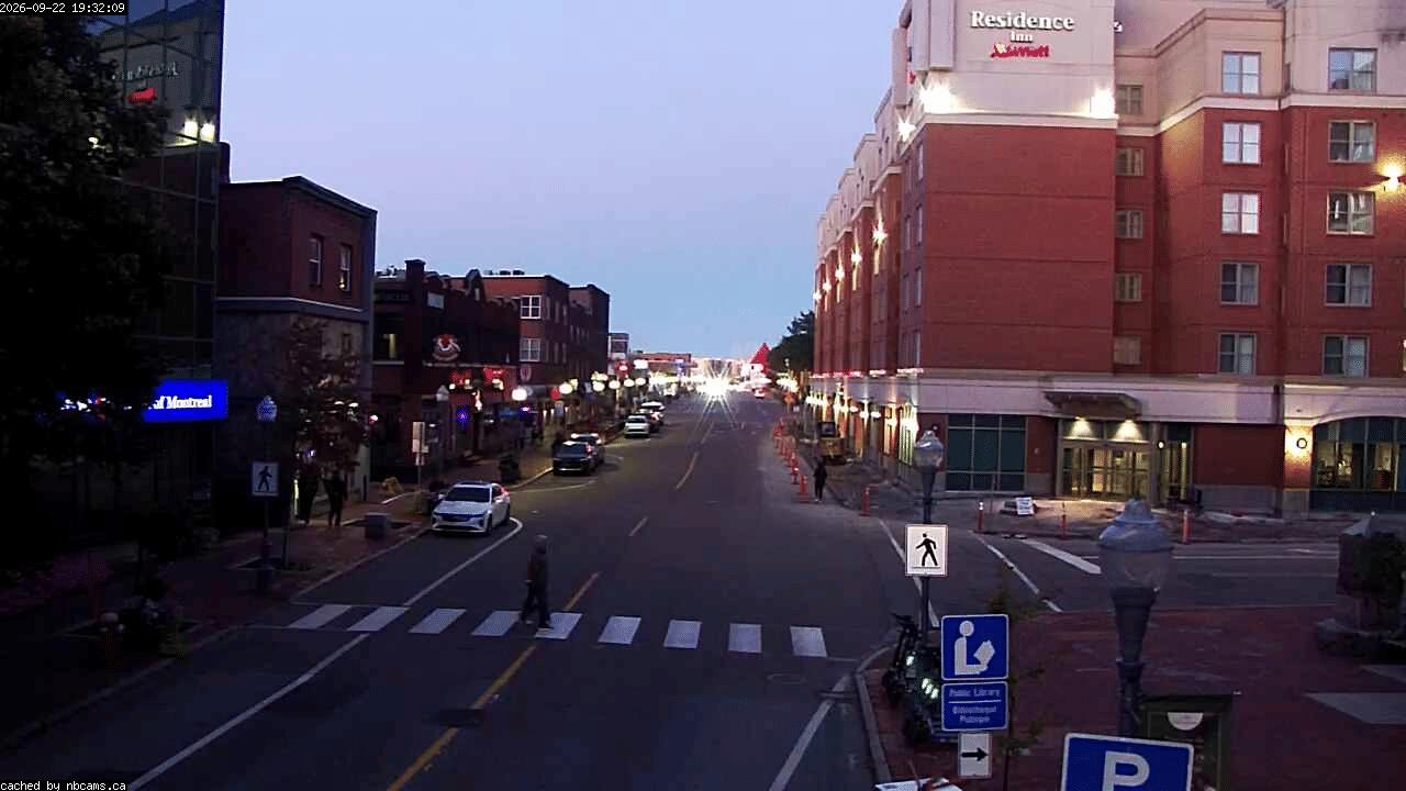 Web Cam image of Moncton (Main Street West)