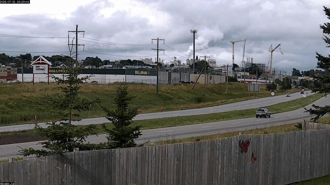 Outdoor web cam in Saint John, New Brunswick - Camera # 2 (Showing a view of NB Highway 1)