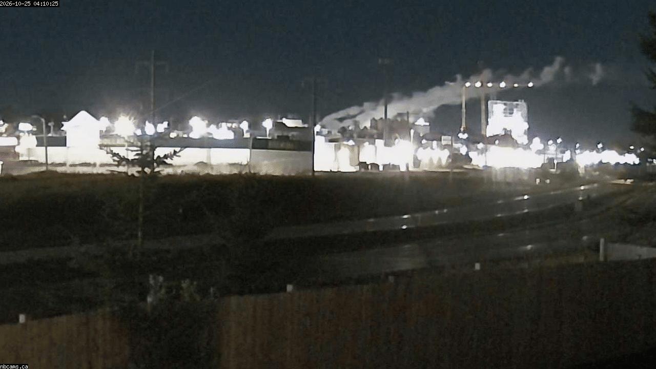Outdoor web cam in Saint John, New Brunswick - Camera # 2 (Showing a view of NB Highway 1)