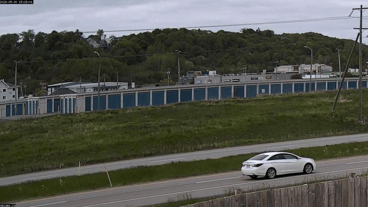 Outdoor web cam in Saint John, New Brunswick - Camera # 1 (Showing a view of NB Highway 1)